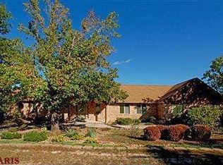 530 Lake Shore Dr, Saint Clair, MO 63077