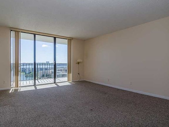 4th image of 18151 NE 31st Ct APT 1511