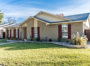 5012 Brandenburg Ln, The Colony, TX 75056