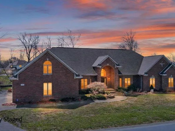 4301 Golf Bag Ln, Terre Haute, IN 47802