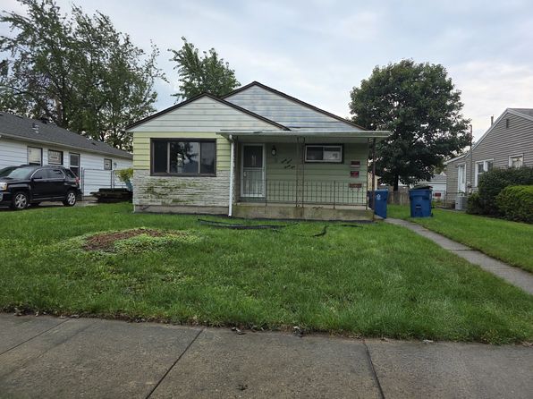 2724 Eder Ave