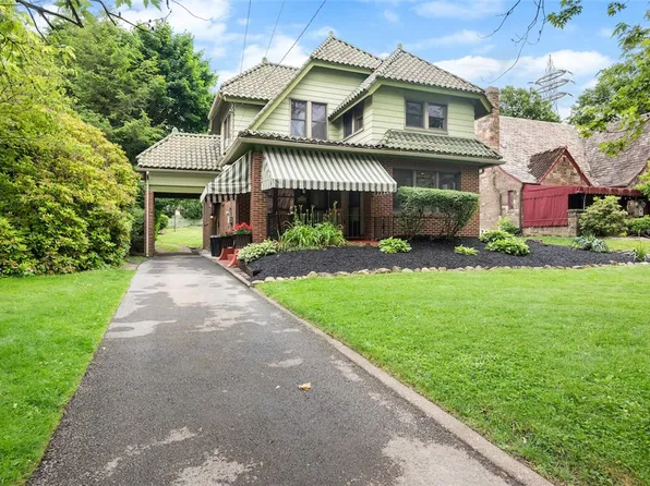 119 Jefferson Dr, Pittsburgh, PA 15228