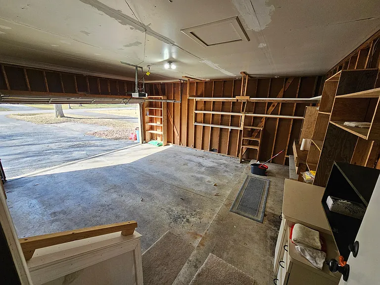 23434 Haynes St — Photo 27