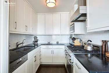 Rented by Sotheby's International Realty