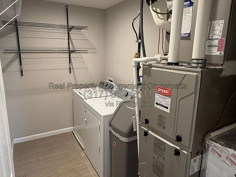 5509 W Woodhaven Dr — Photo 36