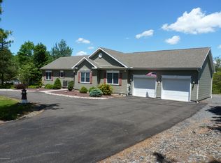 200 Claremont Dr, Albrightsville, PA