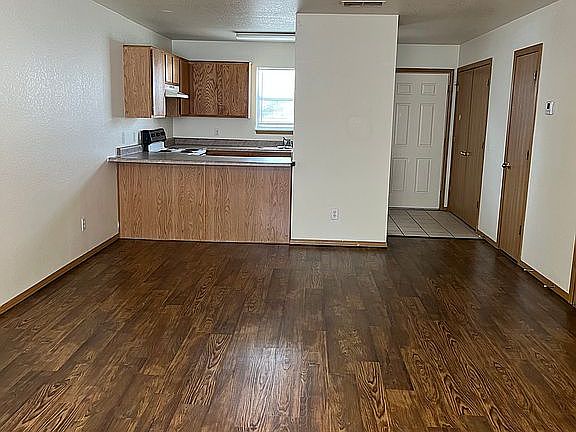 5th image of 1861 W Pleasant Woods Dr