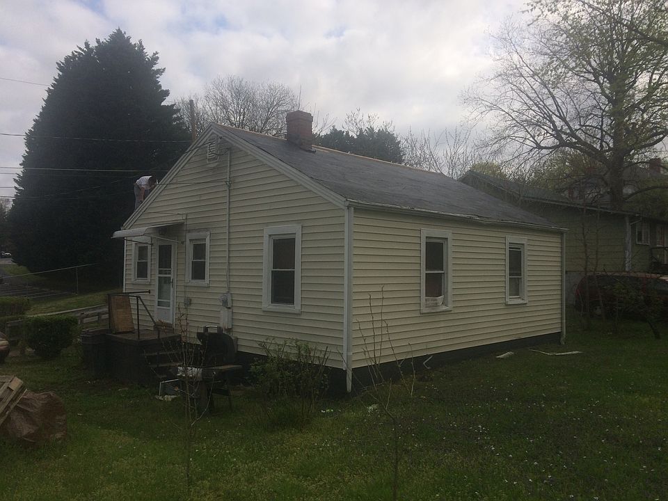 2nd image of 203 Mulberry St