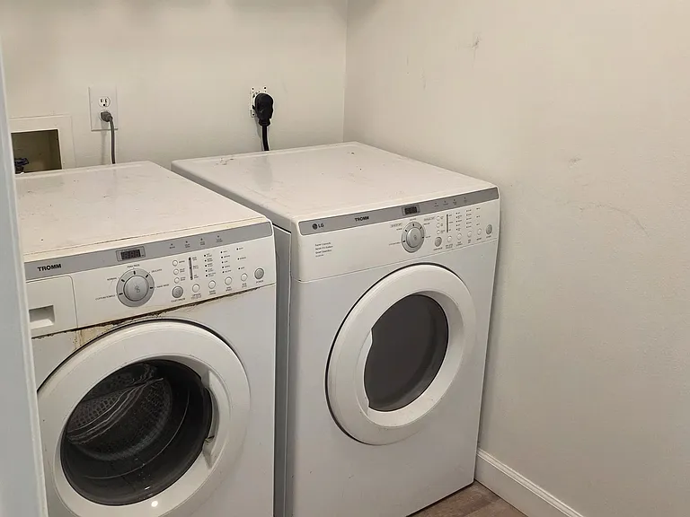139 Heritage Cir — Photo 18