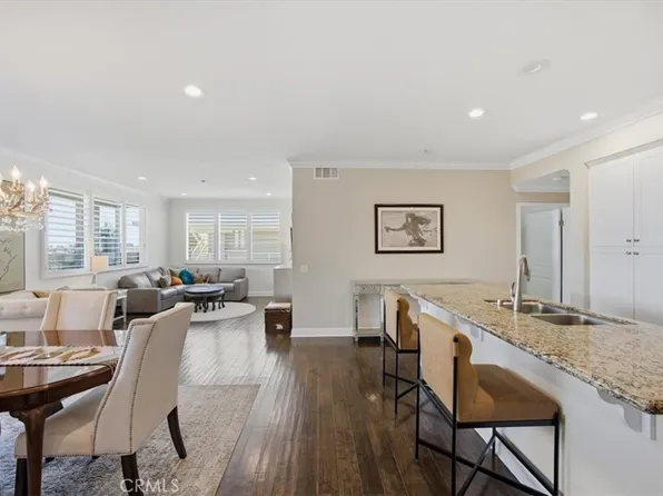 13028 Central Ave Unit 402, Hawthorne, CA 90250