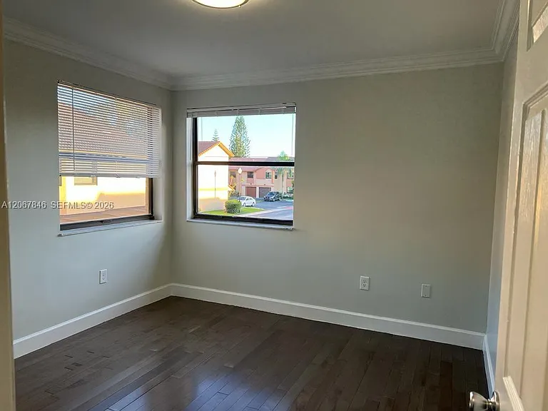 900 SW 113th Ter — Photo 19