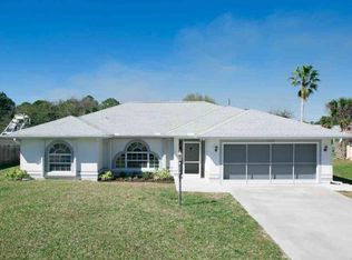 929 Landsdowne Dr, Sebastian, FL 32958