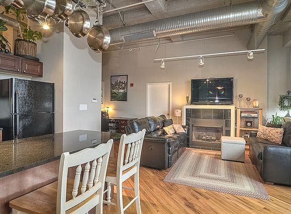 5th image of 2107 Grand 906 Blvd Unit 906
