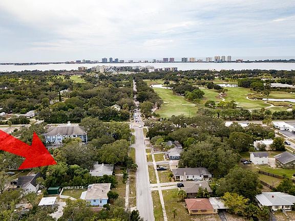 2nd image of 515 Belleview Blvd