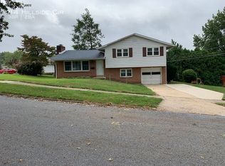 84 Hillside Cir, Camp Hill, PA 17011