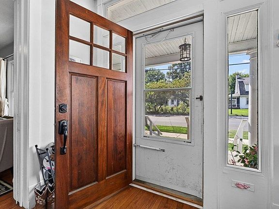 3rd image of 484 Virginia Ave