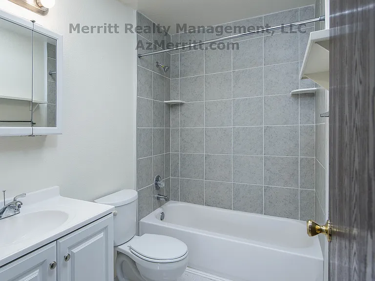 4407 E Edison St — Photo 18