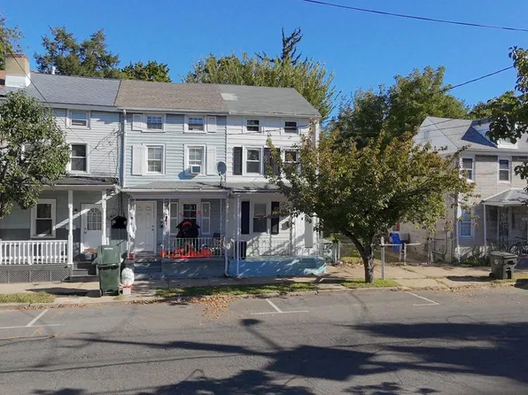 16 E Federal St, Burlington, NJ 08016