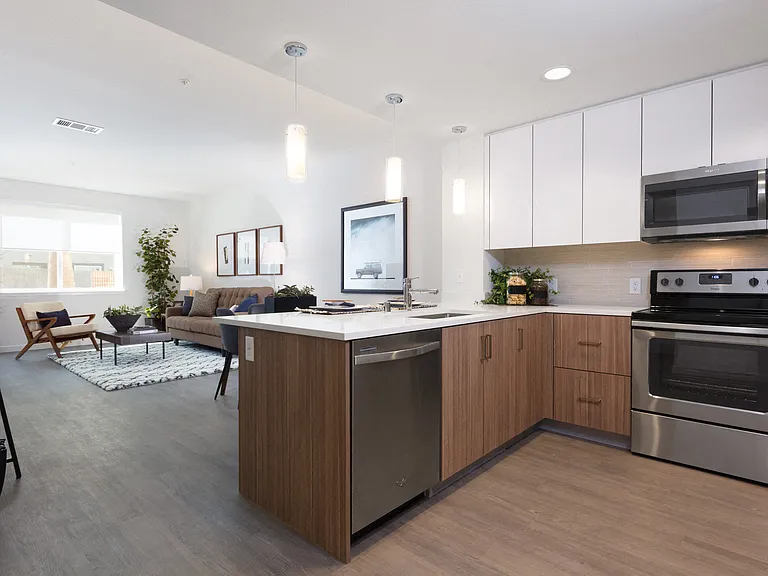 6775 Golden Gate Dr — Photo 1
