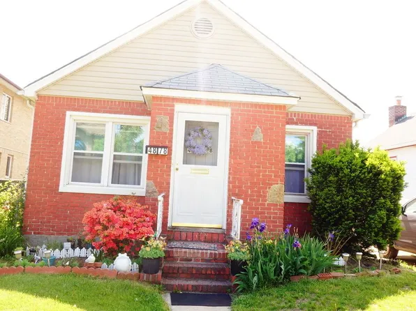 4878 188th St, Fresh Meadows, NY 11365