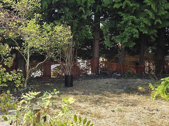 5th image of 11805 240th St