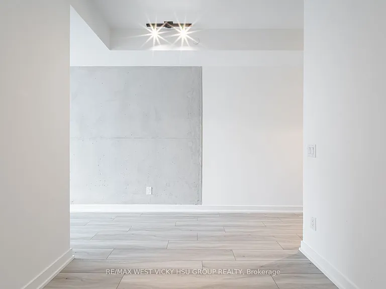 458 Richmond St W #806 — Photo 20