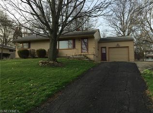 1749 Paradise Rd, Orrville, OH 44667