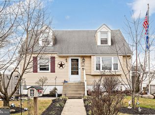 15 Baird Ave, Mount Ephraim, NJ 08059