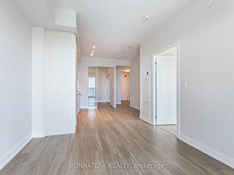 430 Square One Dr #4309 — Photo 15