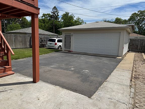 3rd image of 13943 S State St #2