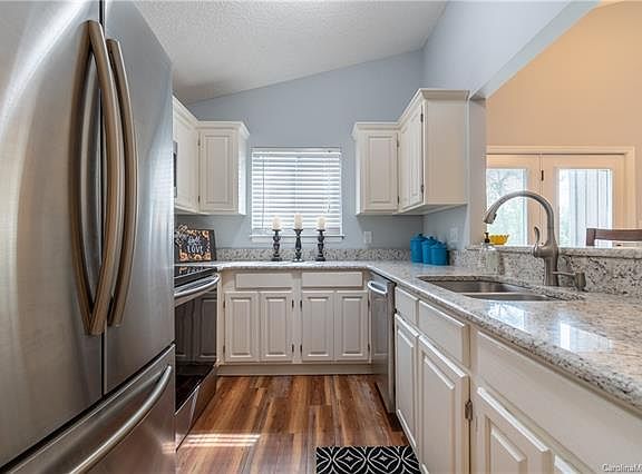 2nd image of 912 Mallard Head Ln