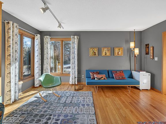 5th image of 2900 Virginia Pl