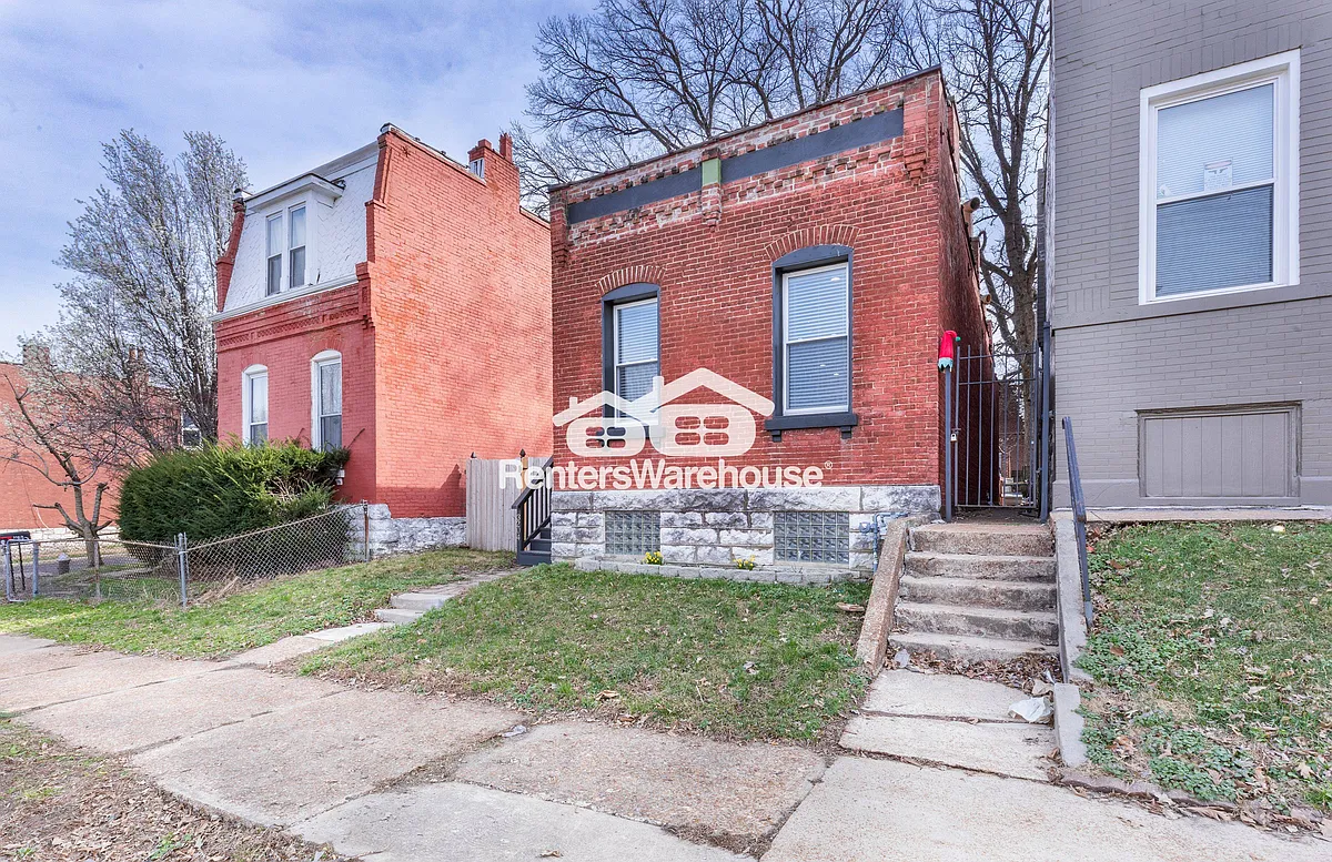 Building Photo - 3204 Winnebago St
