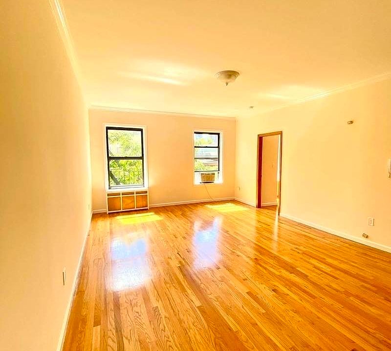 1st image of 22 W 77th St #65G