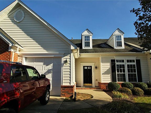 3rd image of 1012 Southwinds Dr