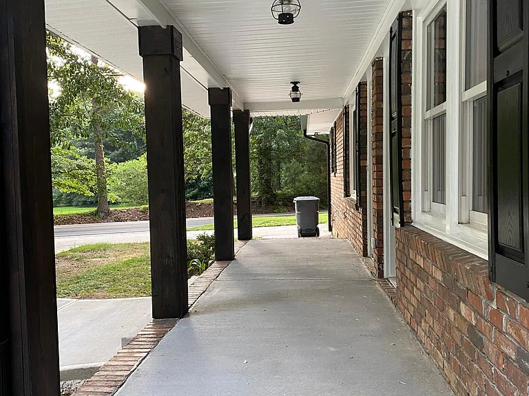 2221 Pine Rd — Photo 1
