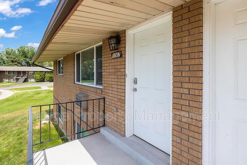 1st image of 1067 S Anne Cir #80