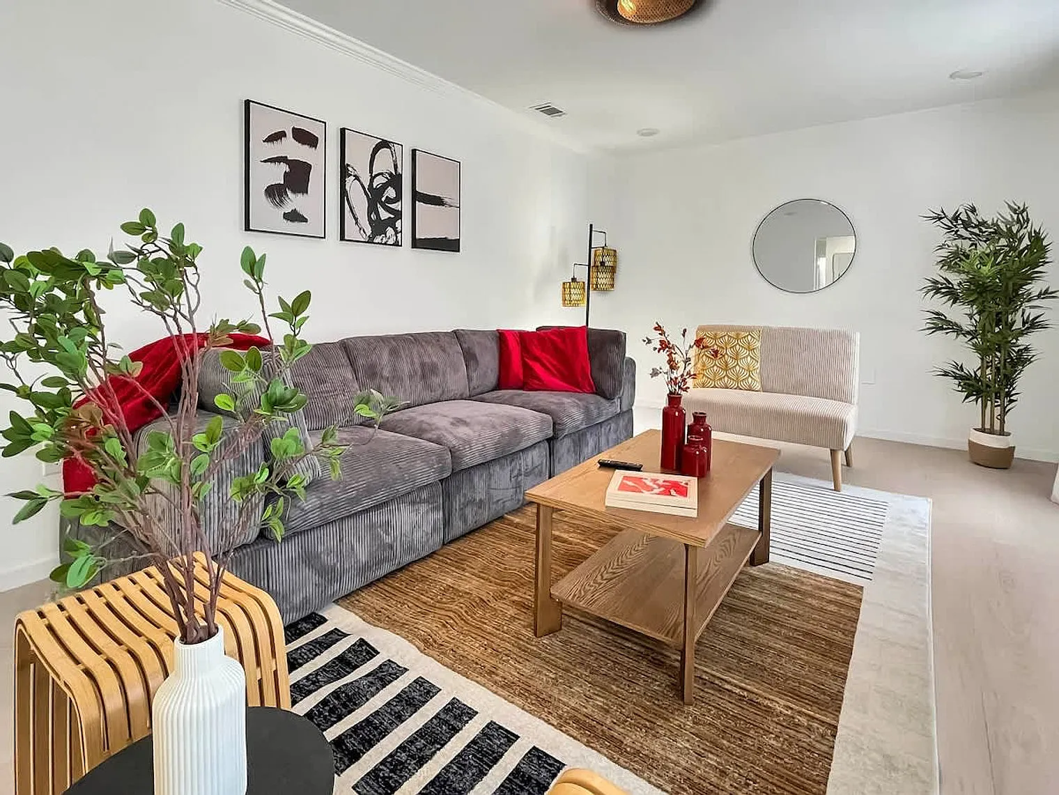 3 bed, 2.0 bath, 1539 sqft, $3,267 — Photo 1