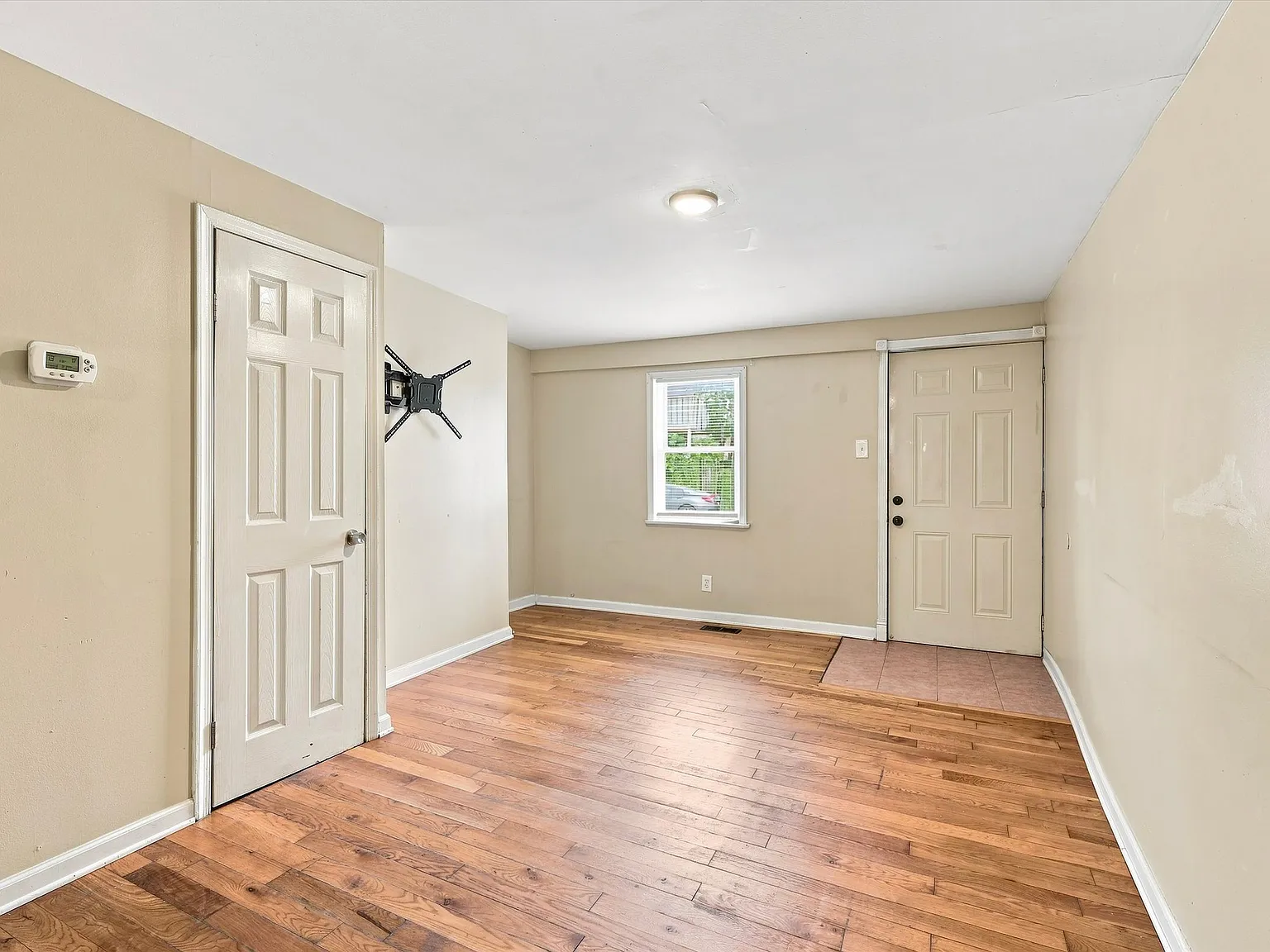 2 bed, 811 sqft, $1,400 — Photo 4