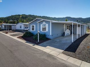 120 W Riverridge Ave, Roseburg, OR