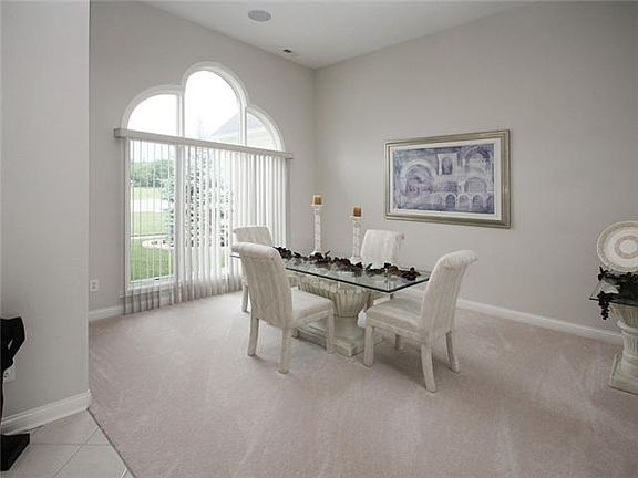 4th image of 1200 Charlton Ct
