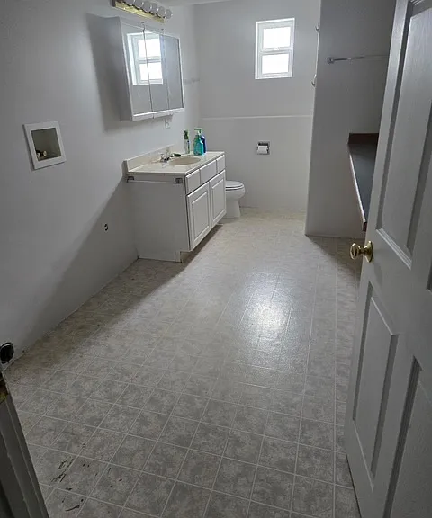 208 Huffman Ave #208 — Photo 9