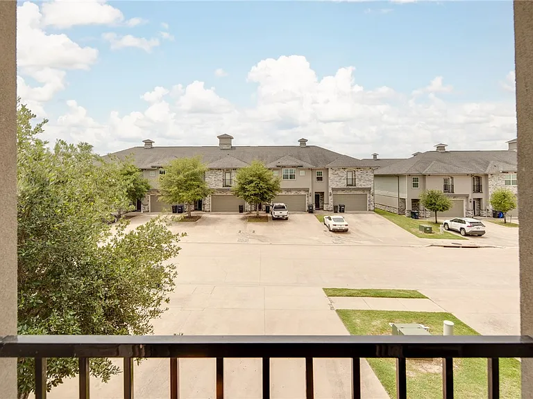 3433 Summerway Dr — Photo 23