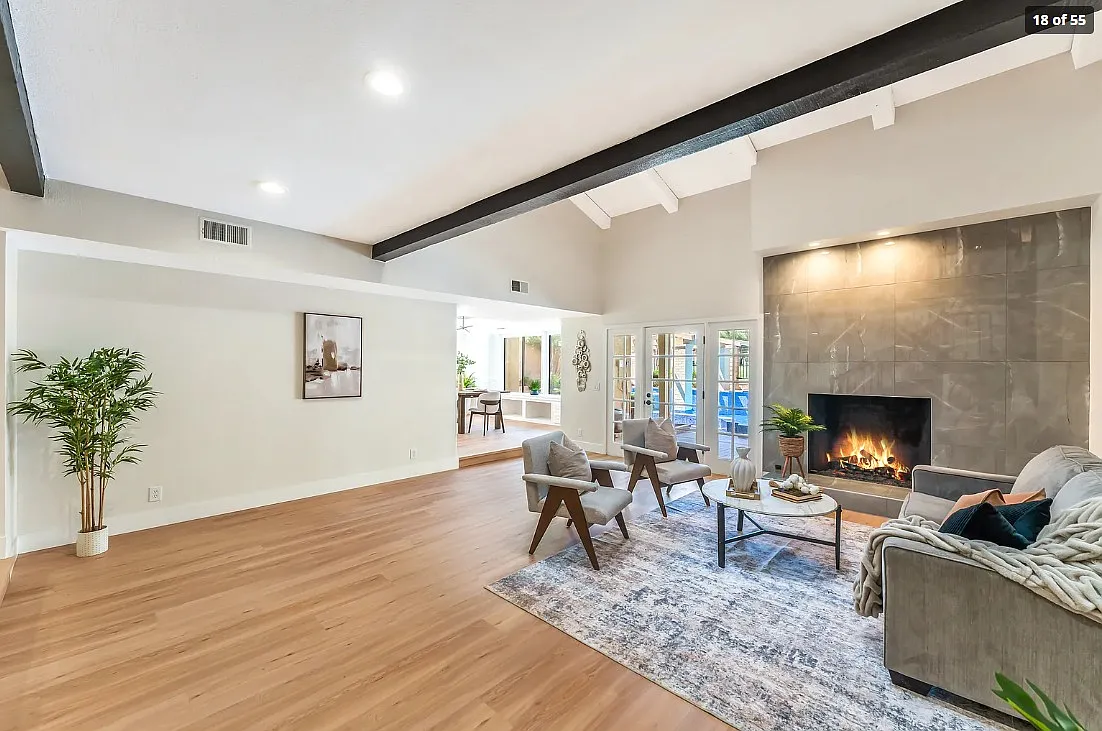 4 bed, 3176 sqft, $5,295 — Photo 3