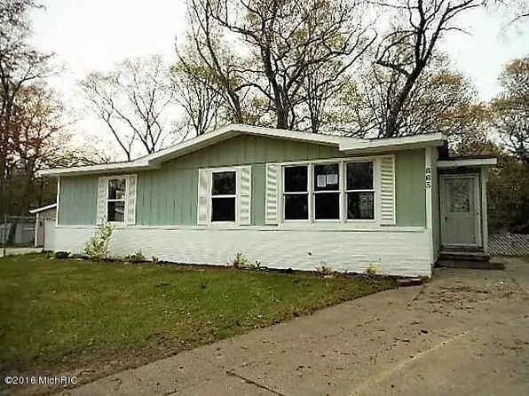 665 Lincoln Ct, Muskegon Heights, MI 49444