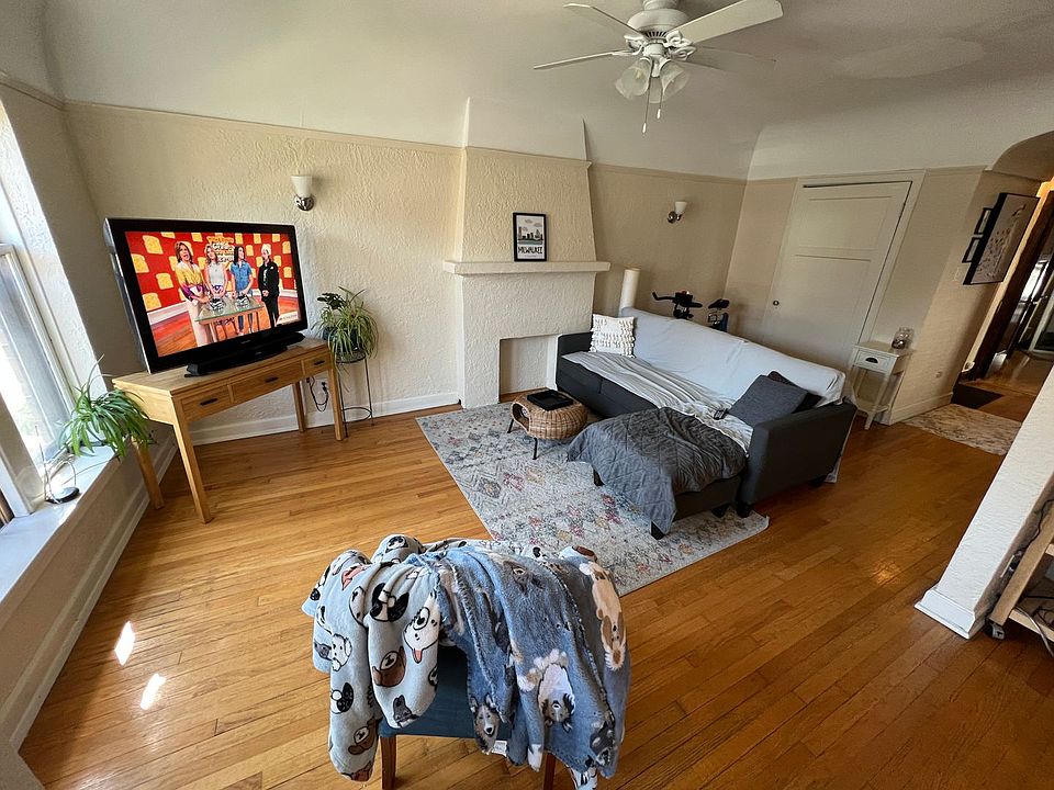 1st image of 3317 N Oakland Ave APT 1