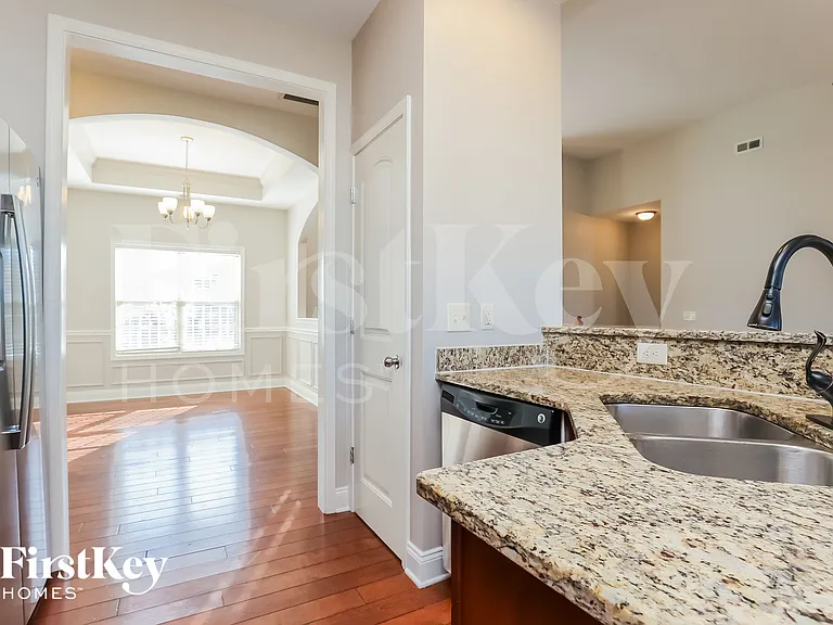 3724 Windhaven Ct — Photo 5