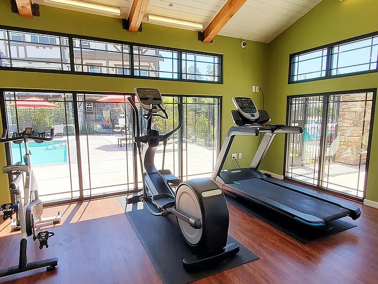 15645 Rome Ave — Photo 11