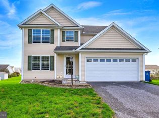 5495 Board Rd, Mount Wolf, PA 17347