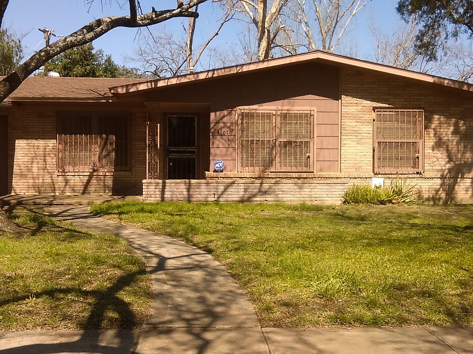 1st image of 4607 Seabreeze Dr